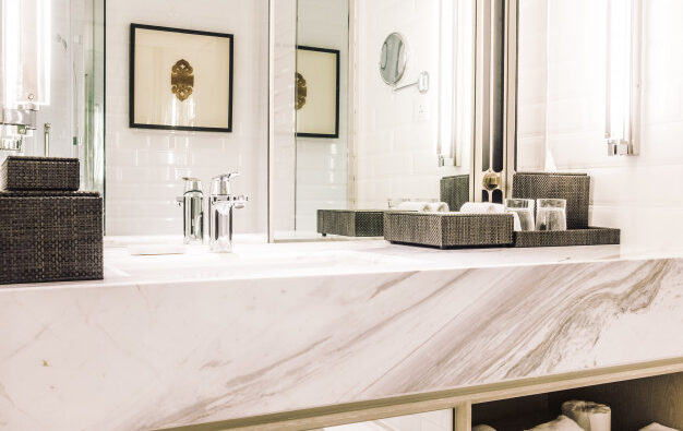 Koupelnové regály Emako – maximální využití prostoru